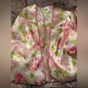 Oscar de la Renta Floral Satin Wrap with Pink and Green